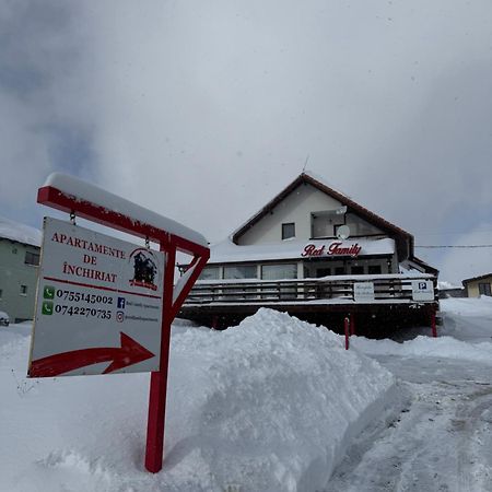 Red Family Apartments Păltiniş Dış mekan fotoğraf