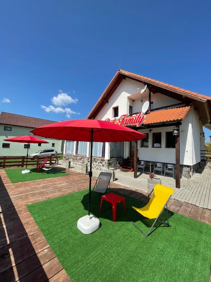Red Family Apartments Păltiniş Dış mekan fotoğraf